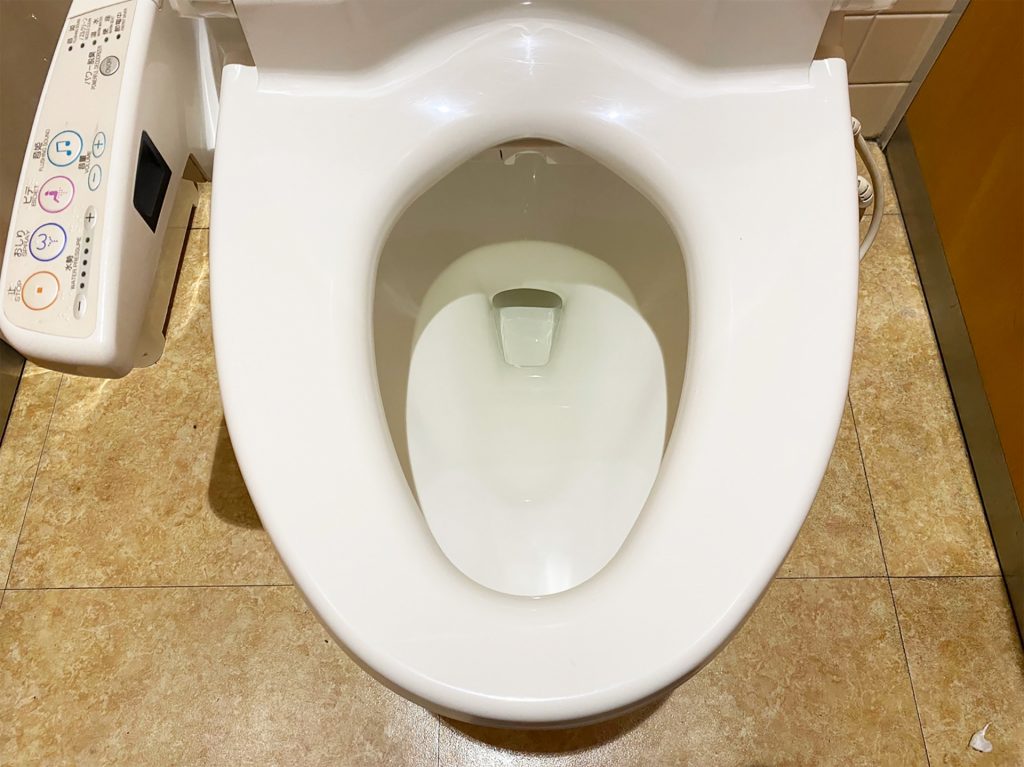 トイレが臭いときの原因や対処法について解説